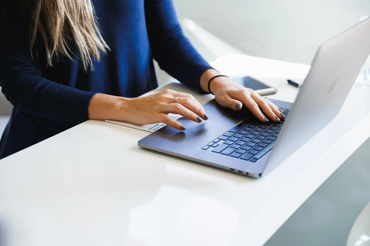 Illustration for How to Type Without Looking at the Keyboard: A Simple Method