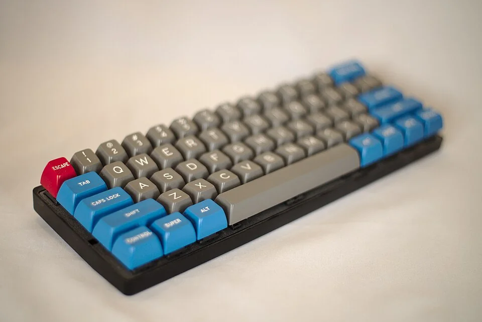 Illustration for Keyboard sizes: 60%, 65%, 75%, TKL, ANSI or ISO?
